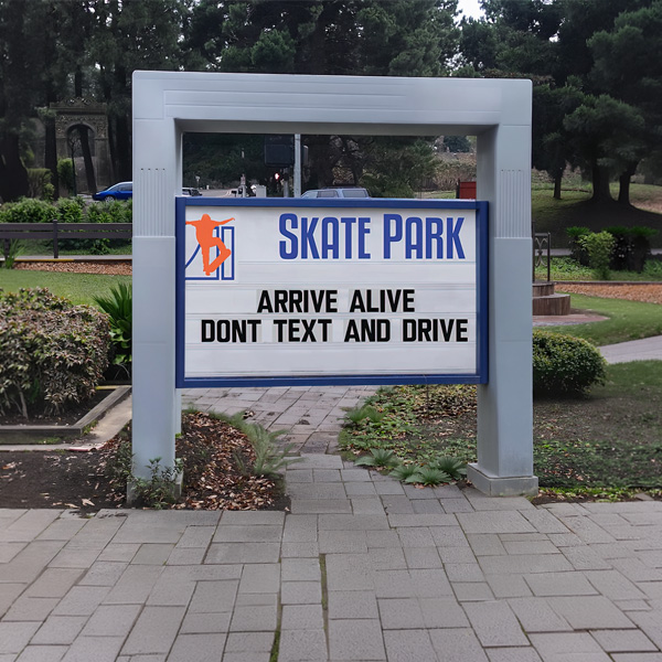 Skate park changeable letter sign